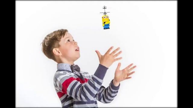 летающий миньон девочка