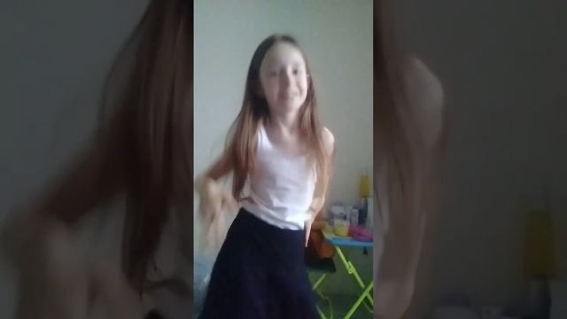 самая красивая девочка я. (офицыальная песня канала)