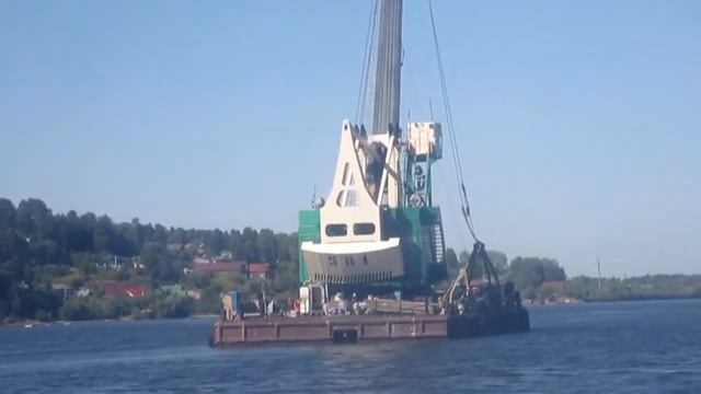 Весельчак -  Автор музыки и исполняет Аверьянов Сергей