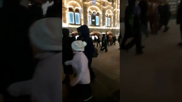 Никольская улица и ГУМ.