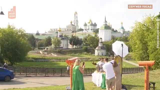 Уличный фестиваль изобразительного искусства "Кустодиев" в Сергиевом Посаде