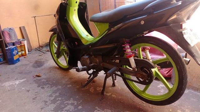 Sym 100 mags/batok color: apple green mettalic