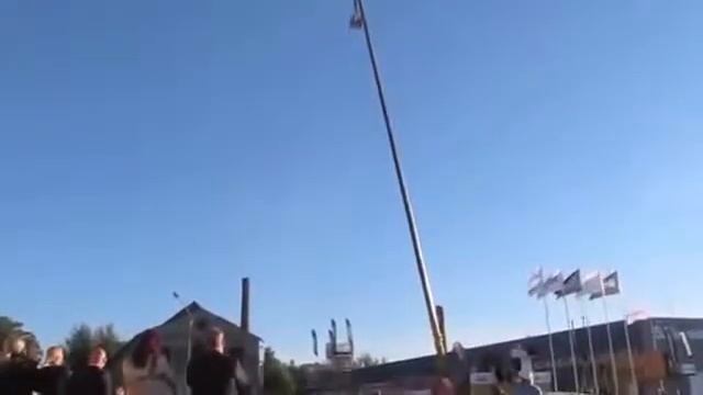 Самое уникальное. Прыжки на подушку с высоты 50 метров.