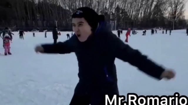 Типы людей на коньках.СМОТРЕТЬ ДО КОНЦА , В КОНЦЕ СЛОМАЛ НОГУ (нет)