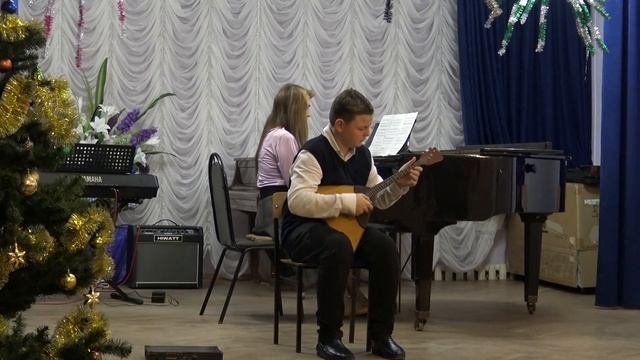 11Укр.н.п. "Ой, що то за шум" исп.  Виктор Кармирьян (преп. Абраменко П.М., конц. Ильина С.Б.)