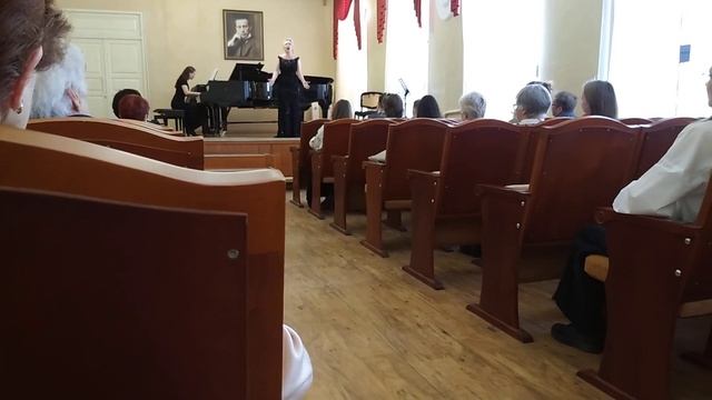 Петров "36 и 5" исп. Филиппова Нина