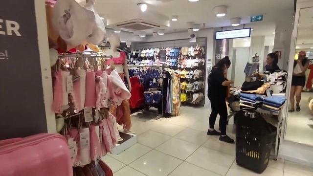 Прогулка по Алании (Турция) в магазин LC Waikiki