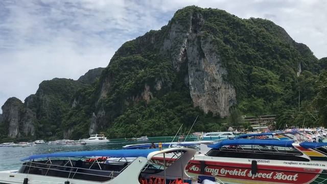 From Phuket to Phi Phi Island. What can you see on the way. Дорога от Пхукета до острова Пхи Пхи
