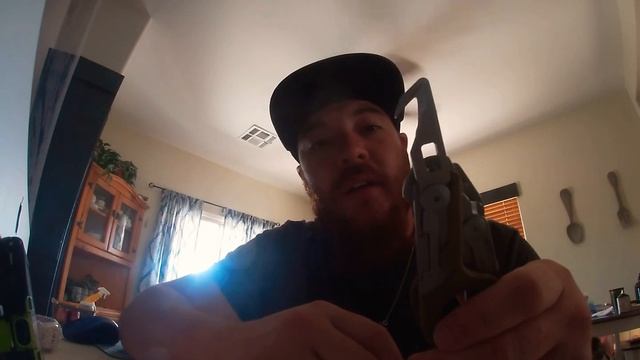 Leatherman raptor