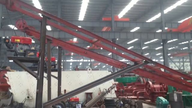 Crusher  jaw crusher الفك محطم 鄂式破碎机 челюстная  дробилка
