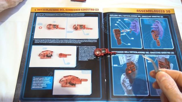 COSTRUIAMO L' ARMATURA DI  IRON MAN N .30 E N. 31