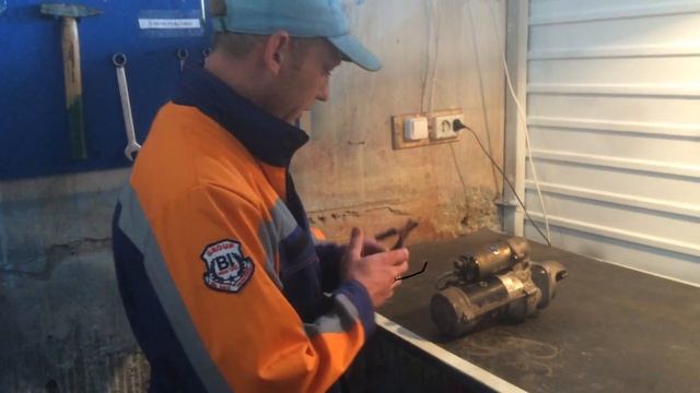 Устройство для проверки стартеров