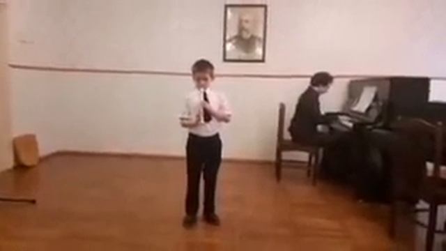 Крючков Кирилл - ДШИ "Синтез" - инструмент.исполнит. - 5-8 лет - РНП "Калинка"