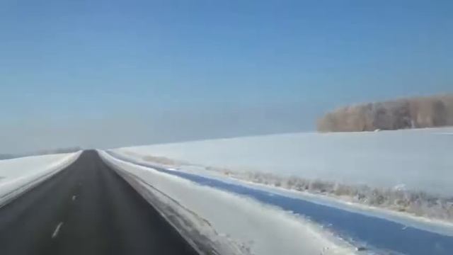 Дальнобойщик Кирилл（красноярский край в середине ноября）