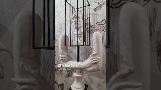 Маркиз де Сад, Дом Бурганова, Москва