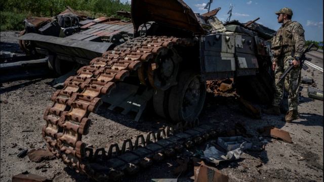 Российские военные уничтожили танк при попытке прорыва в Курской области