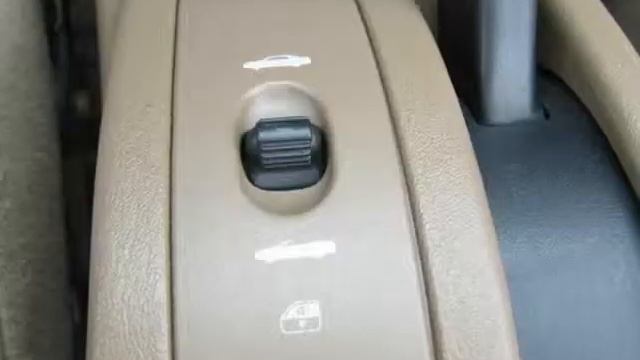 2001 Chrysler Sebring 2dr Convertible LXi (Wilmington, Massachusetts)