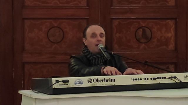 Opera Prima-Pooh Cover Band- C'è Bisogno DI Un Piccolo Aiuto