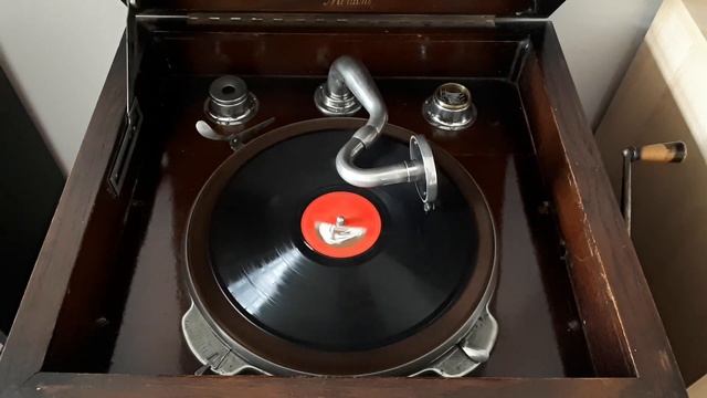 "O Sole Mio (My Sunshine)", Enrico Caruso, 1933 Opera Gramophone Record