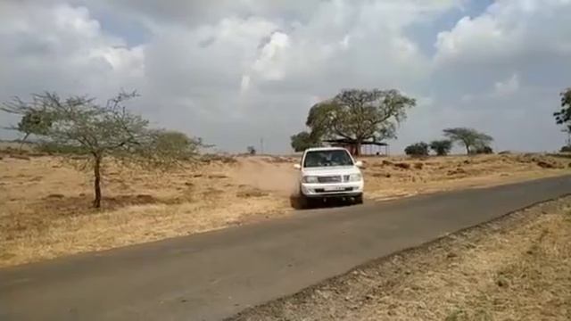 tata safari slow motion