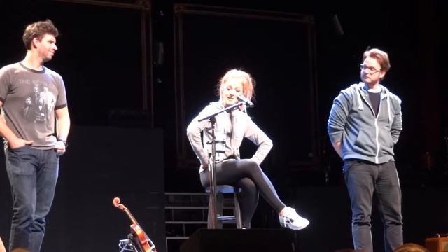 Lindsey Stirling - Q&A and Mirror Haus Acoustic version