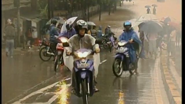 MaximsNewsNetwork: JAKARTA INDONESIA:  CLIMATE CHANGE & WORST FLOODS EVER  (UNTV)