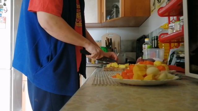 Русско-Корейская Кухня (Жаркое из свинины + Пулькоги из Говядины) ч1
