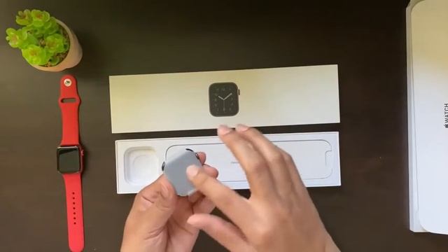 Unboxing The Apple Watch SE