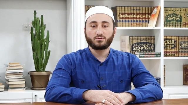 Шёлк, серебряная и золотая посуда.
