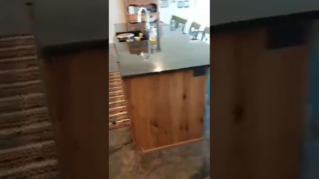 Kitchen Dining area
