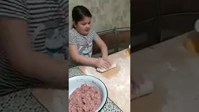 Рамаева Карина, 3В класс. Номинация "Национальное блюдо" (татарская кухня)