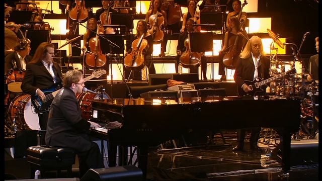 Elton John LIVE FULL HD - This Train Don't Stop There Anymore (Royal Opera House, London, UK) | 200