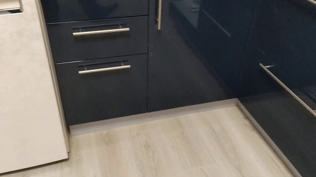 11 01 22 КУХНЯ 1.5х2.0 метра В ТАИРОВСКИХ САДАХ.Заказывали в ЭПИЦЕНТРЕ,
