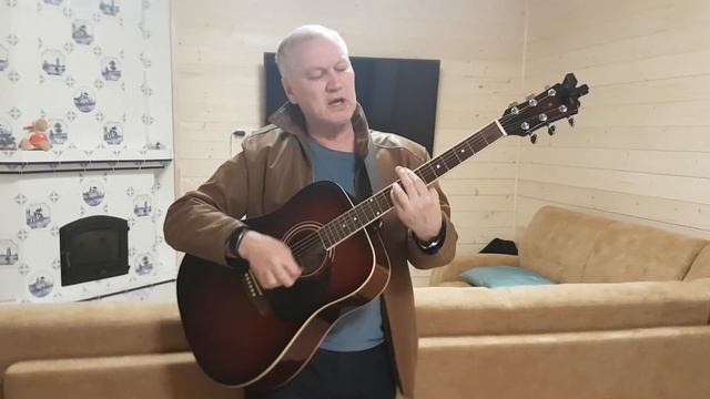 Дом стоит свет горит