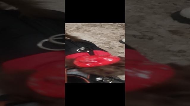 Красавец в шляпке🤭