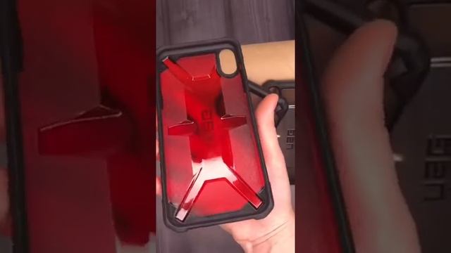 Ударопрочный чехол UAG Plasma
