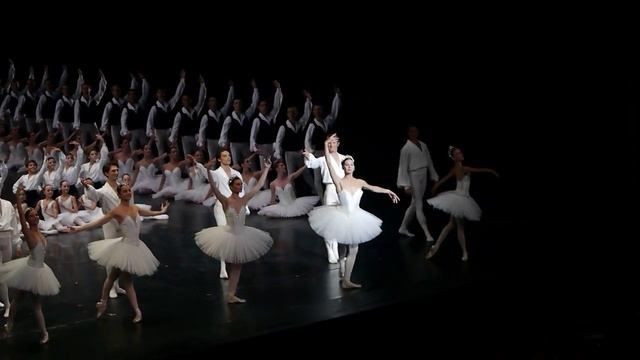 Défilé du ballet de l'Opéra de Paris 26/09/2012 (fragment4)