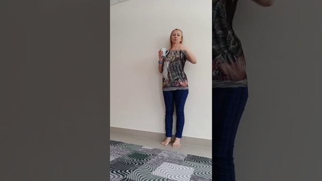 Как я пью воду и выравниваю осанку