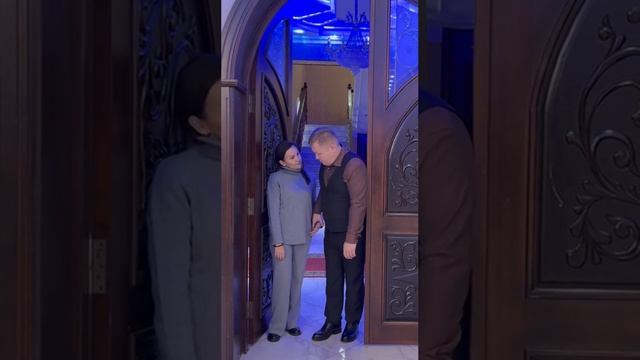 Р-расходы
#МыСемьяБайрамовых #РусланБайрамов #ЛилияБайрамова #юмор #приколы #семья