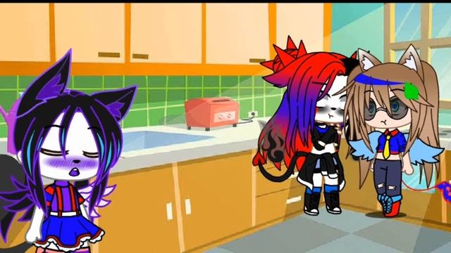 meme/когда я на кухне включаю свет/Gacha club💜🙂