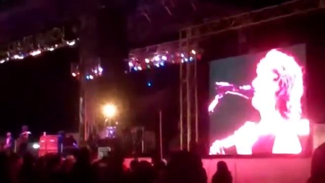 -Third Eye Blind Performing Monotov s Private Opera- (Alternative Version)