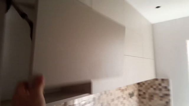 В процессе установки кухни! Верх почти готов