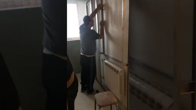Многофункциональная стена на кухне