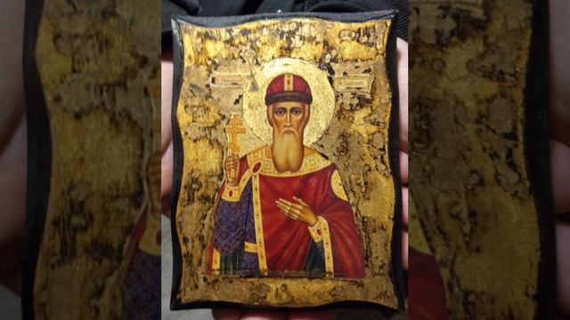 Есть только один вождь, способный нам вернуть Россию...