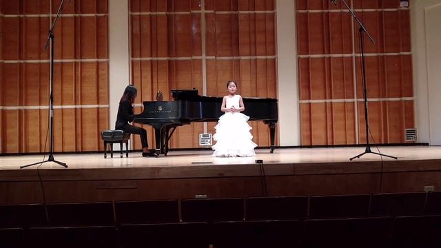 Rachel(7y) sing 'Think of me'from Phantom of opera @Merkin Hall