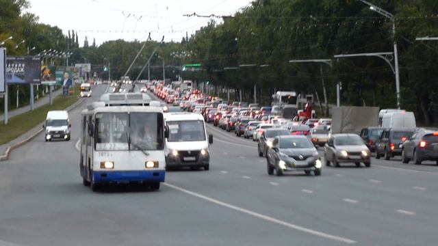 город уфа дежневский мост над ржд путями .черниковка 31 08 2023.с депо -2 на № 22