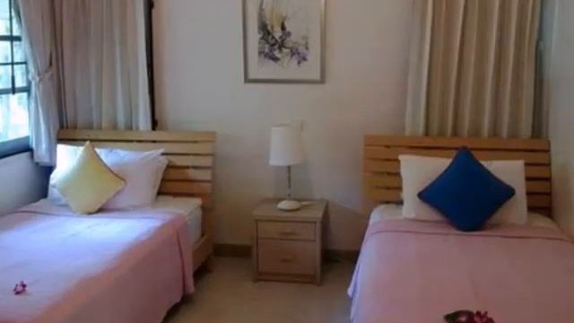 Pattaya Hotels & Resorts: Sea Village Beach Front Bang Saray