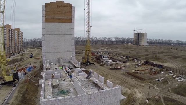 Перший парковий