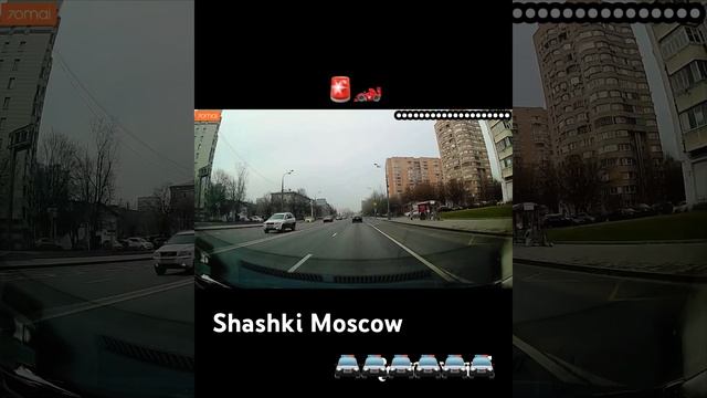 Дикие шашки по городурезкие перестроения #гонки #езда #мск #шашкипогороду #машина #суета