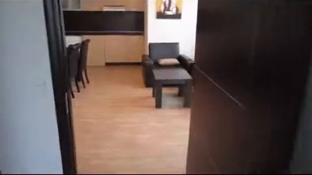Банско: стилно обзаведен тристаен апартамент за продажба в к-с "Алпайн Лодж"